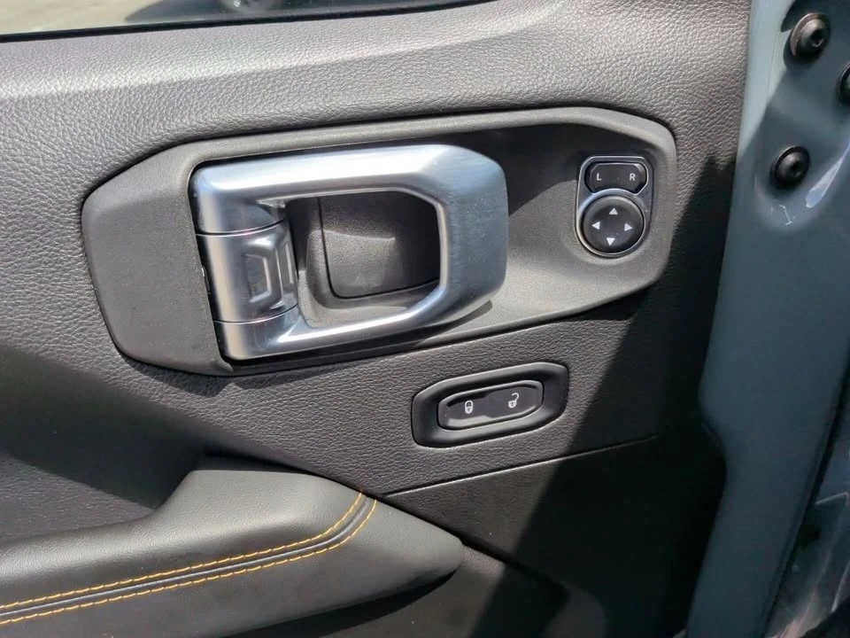 2024 Jeep JT Gladiator - Image 10 of 19