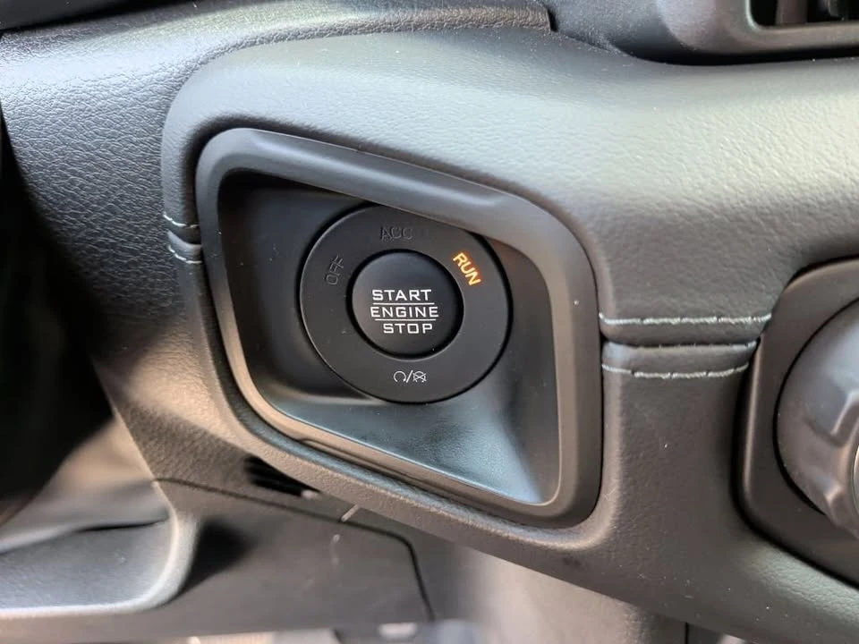 2024 Jeep JT Gladiator - Image 17 of 19