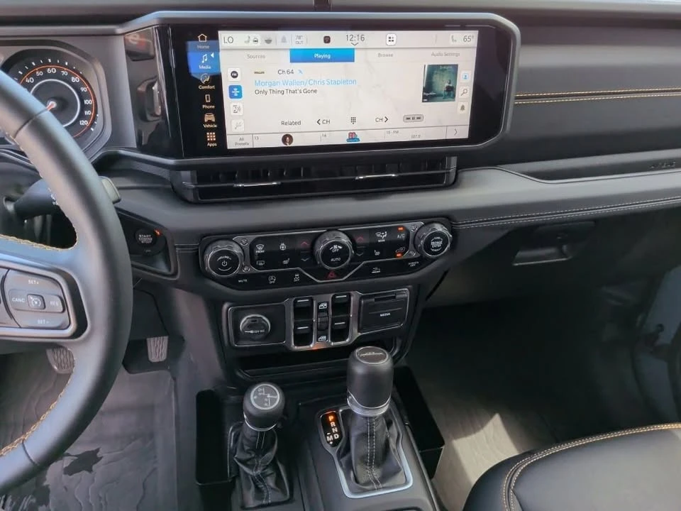 2024 Jeep JT Gladiator - Image 16 of 19