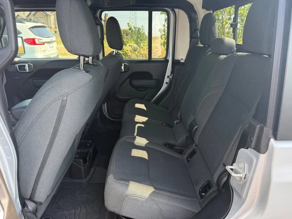 2024 Jeep JT Gladiator - Image 9 of 9