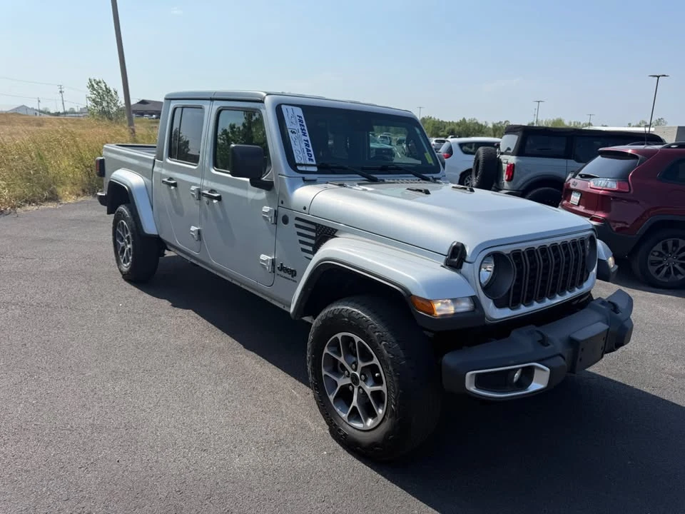 2024 Jeep JT Gladiator - Image 5 of 9