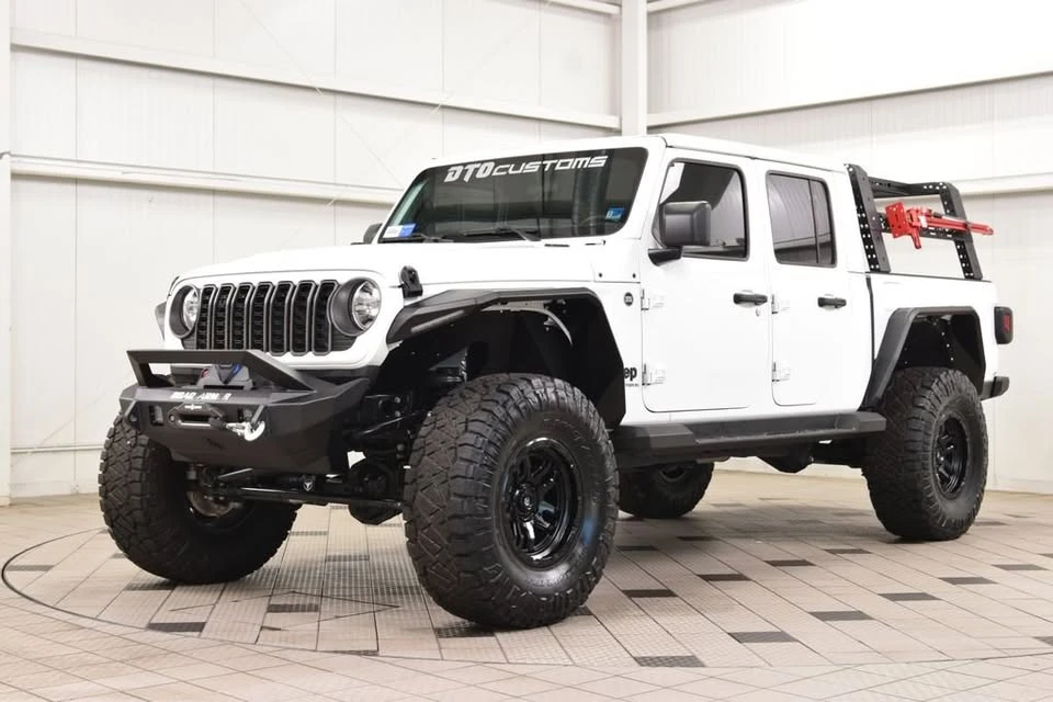 2024 Jeep JT Gladiator - Image 3 of 19