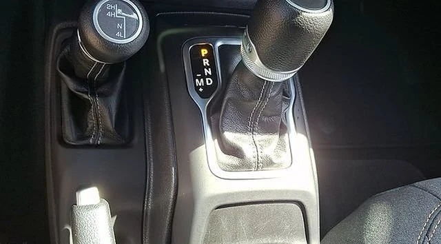 2024 Jeep JT Gladiator - Image 9 of 10