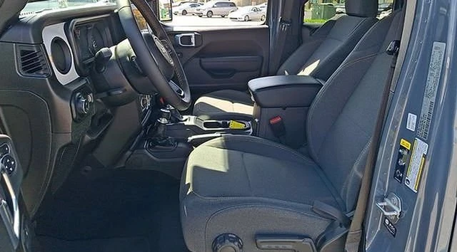 2024 Jeep JT Gladiator - Image 5 of 10