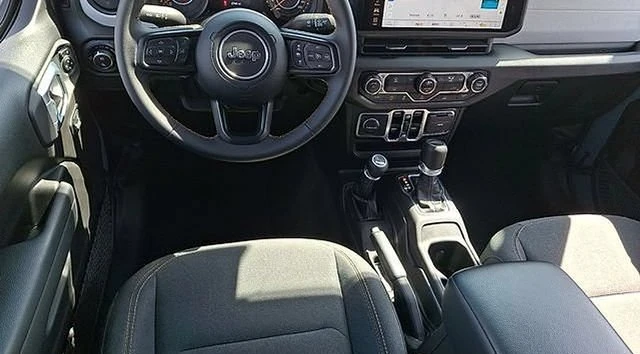 2024 Jeep JT Gladiator - Image 7 of 10