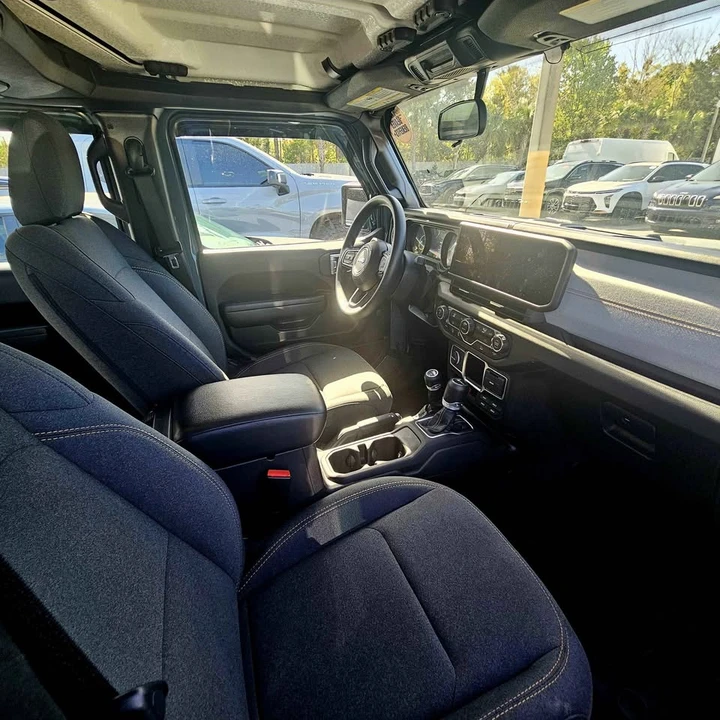 2024 Jeep JT Gladiator - Image 6 of 7