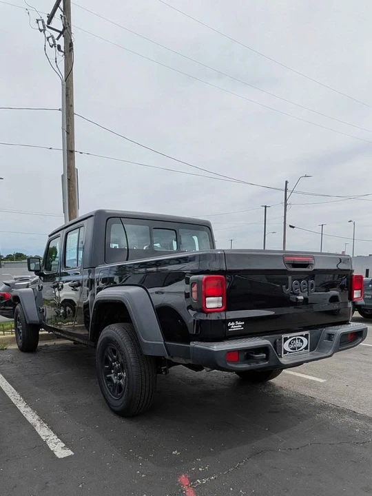 2024 Jeep JT Gladiator - Image 3 of 10