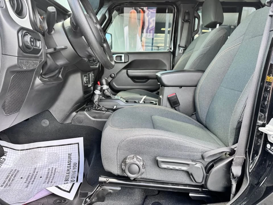 2024 Jeep JT Gladiator - Image 14 of 20