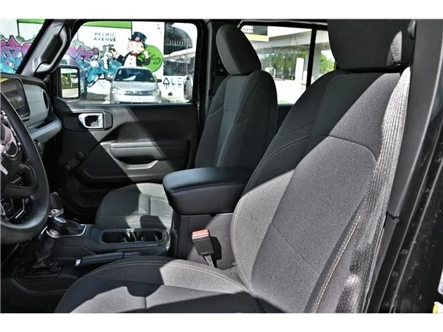 2024 Jeep JT Gladiator - Image 10 of 16