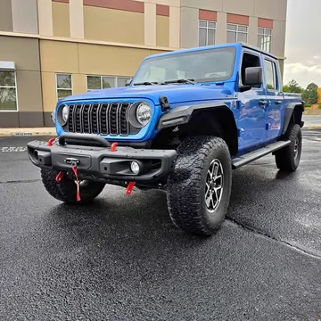 2024 Jeep Gladiator Sport