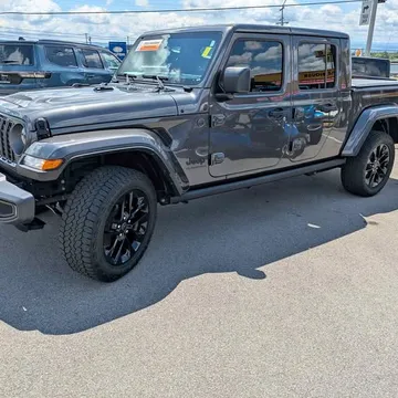 2024 Jeep Gladiator Sport NightHawk