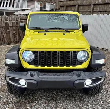2024 Jeep Gladiator Sport Pickup 4D 5 ft