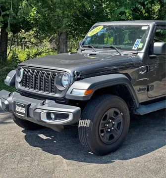 2024 Jeep Gladiator Sport Pickup 4D 5 ft