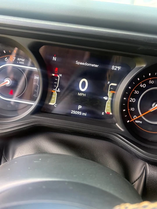 2024 Jeep JT Gladiator - Image 10 of 10