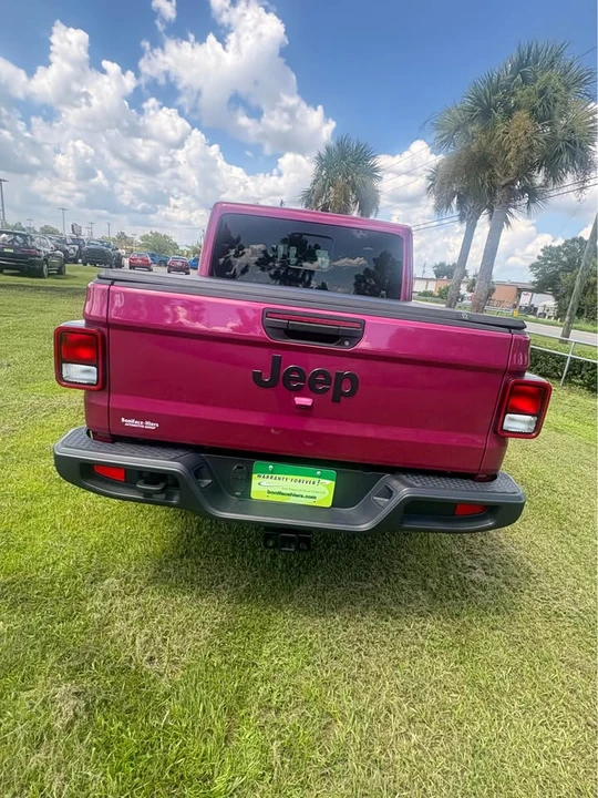 2024 Jeep JT Gladiator - Image 5 of 10