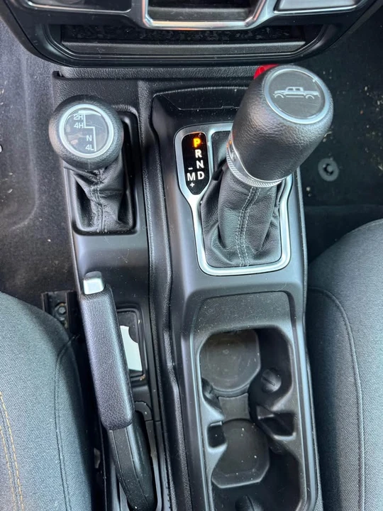 2024 Jeep JT Gladiator - Image 5 of 11