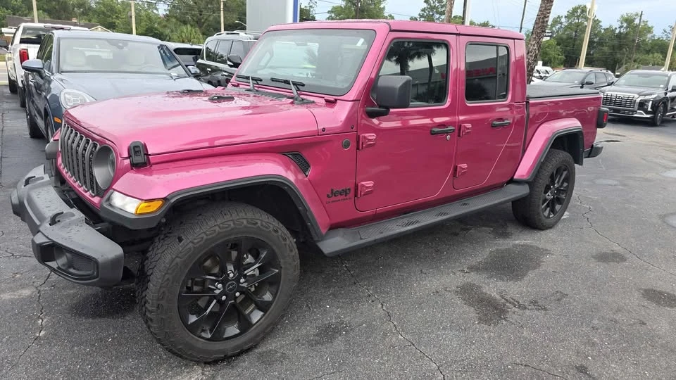 2024 Jeep JT Gladiator - Image 2 of 7