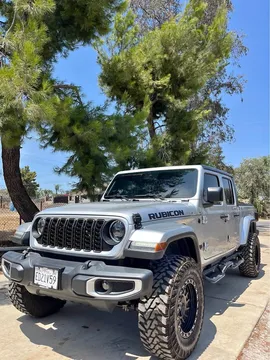 2024 Jeep Gladiator Sport Pickup 4D 5 ft