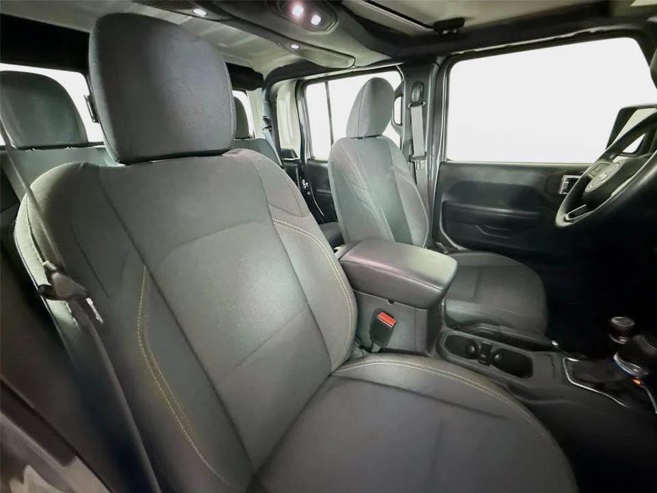 2024 Jeep JT Gladiator - Image 15 of 16