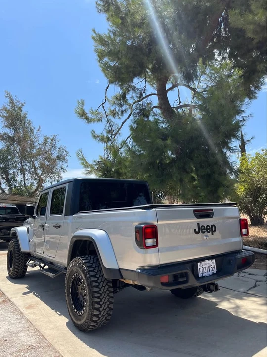2024 Jeep JT Gladiator - Image 4 of 11