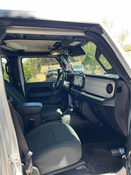 2024 Jeep JT Gladiator - Image 9 of 11