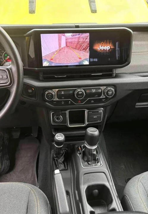 2024 Jeep JT Gladiator - Image 9 of 12