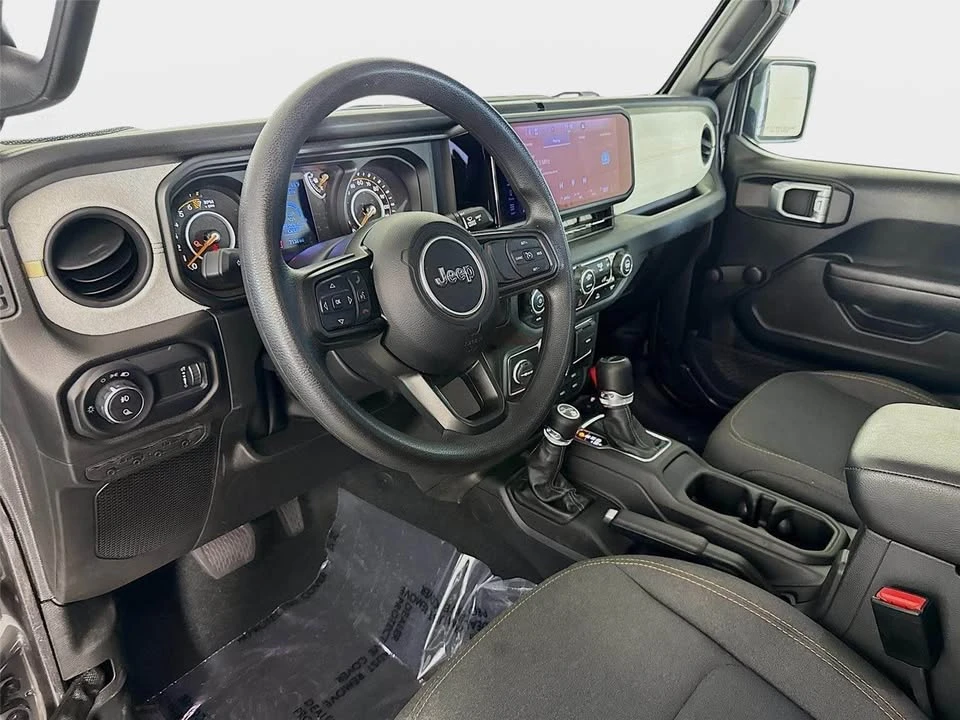 2024 Jeep JT Gladiator - Image 9 of 16