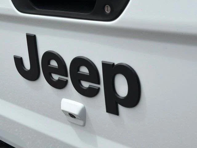 2024 Jeep JT Gladiator - Image 4 of 9