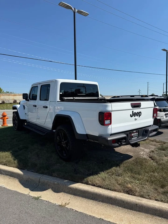 2024 Jeep JT Gladiator - Image 6 of 7