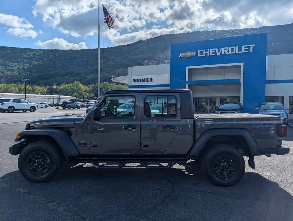 2024 Jeep JT Gladiator - Image 2 of 18