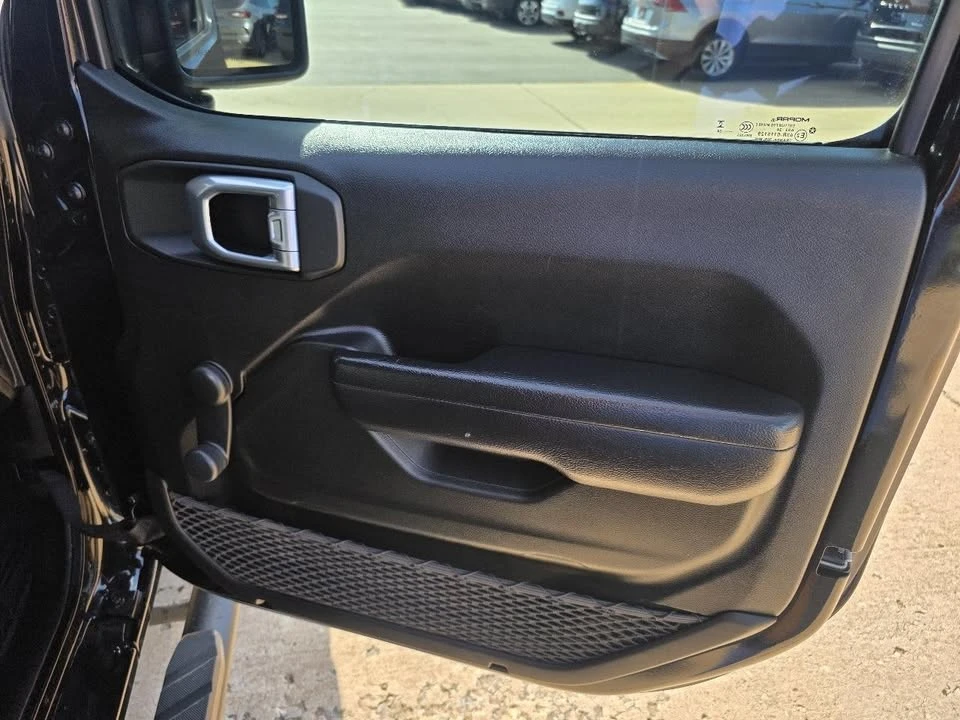 2024 Jeep JT Gladiator - Image 14 of 20