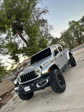 2024 Jeep Gladiator Sport Pickup 4D 5 ft
