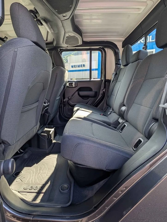 2024 Jeep JT Gladiator - Image 10 of 18