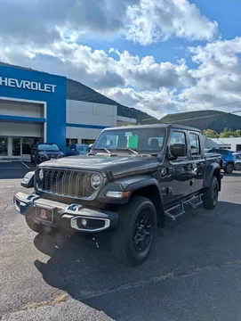 2024 Jeep Gladiator Sport Pickup 4D 5 ft