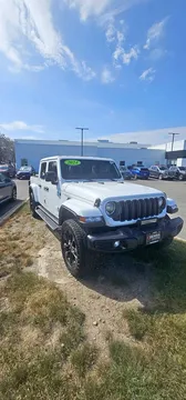2024 Jeep Gladiator Sport Pickup 4D 5 ft