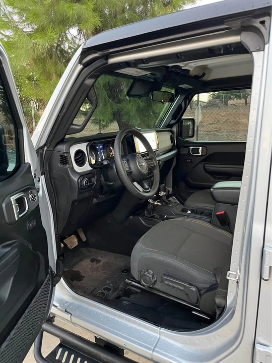 2024 Jeep JT Gladiator - Image 6 of 13