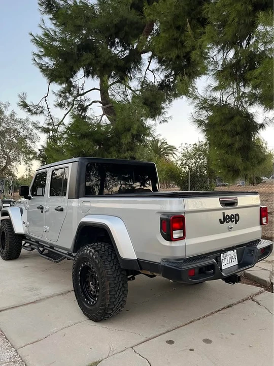2024 Jeep JT Gladiator - Image 4 of 13