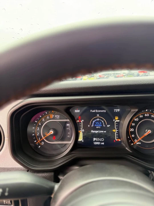 2024 Jeep JT Gladiator - Image 9 of 12