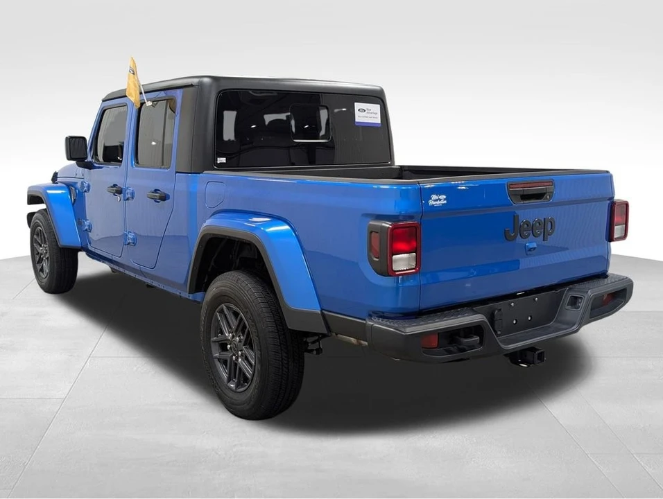 2024 Jeep JT Gladiator - Image 8 of 11