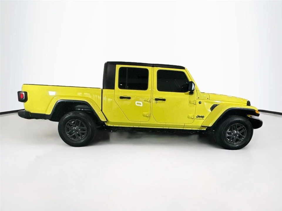 2024 Jeep JT Gladiator - Image 31 of 31