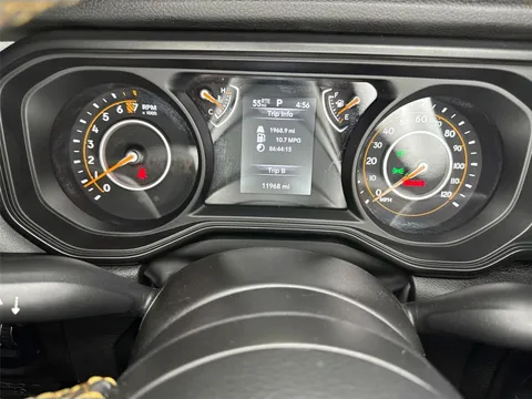2024 Jeep JT Gladiator - Image 4 of 31