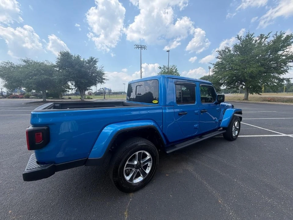2024 Jeep JT Gladiator - Image 26 of 30