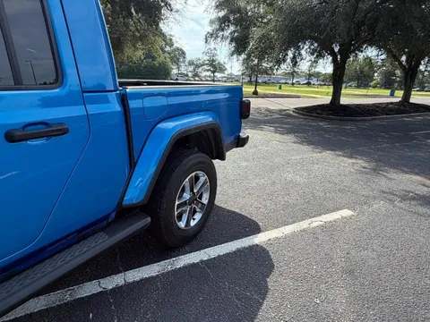 2024 Jeep JT Gladiator - Image 4 of 31