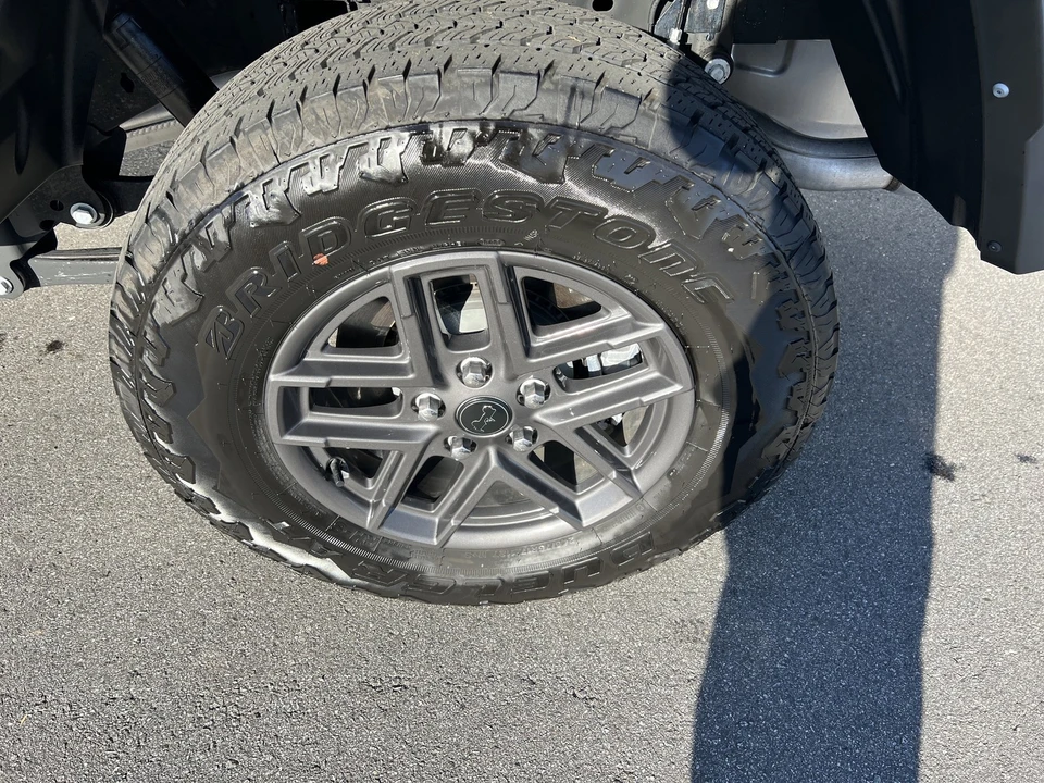 2024 Jeep JT Gladiator - Image 10 of 12