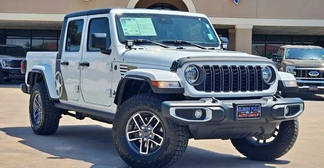 2024 Jeep Gladiator Sport S