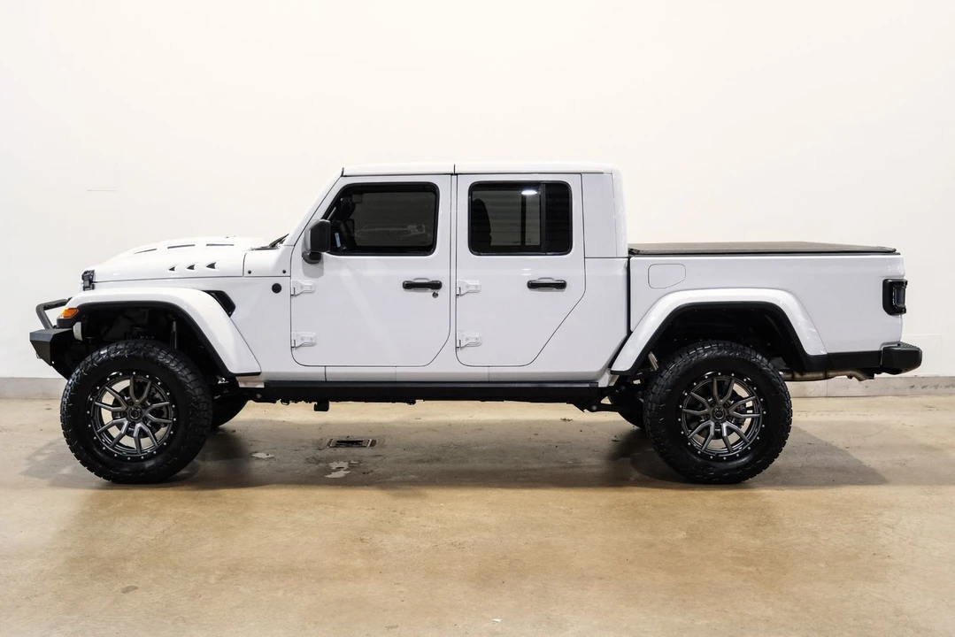 2024 Jeep JT Gladiator - Image 6 of 12