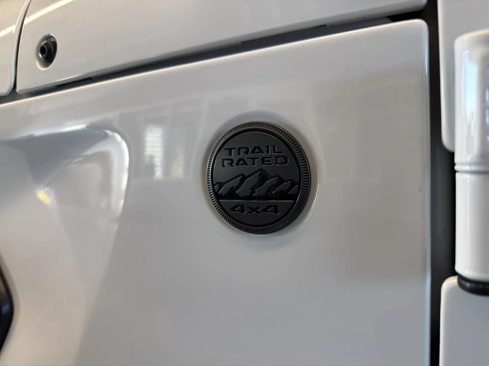2024 Jeep JT Gladiator - Image 18 of 20