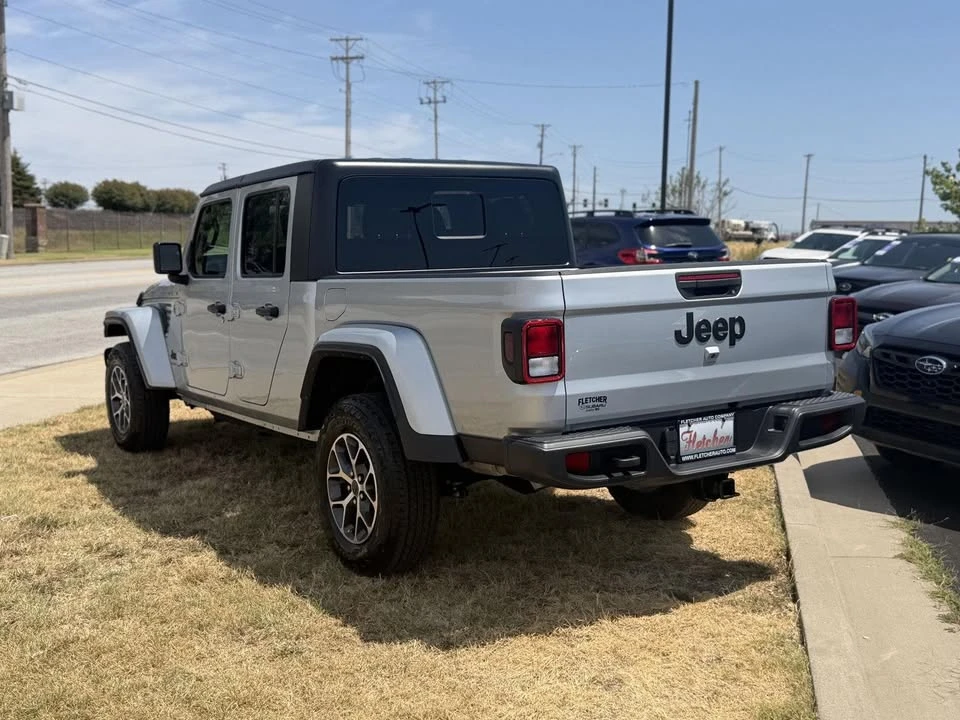 2024 Jeep JT Gladiator - Image 12 of 16