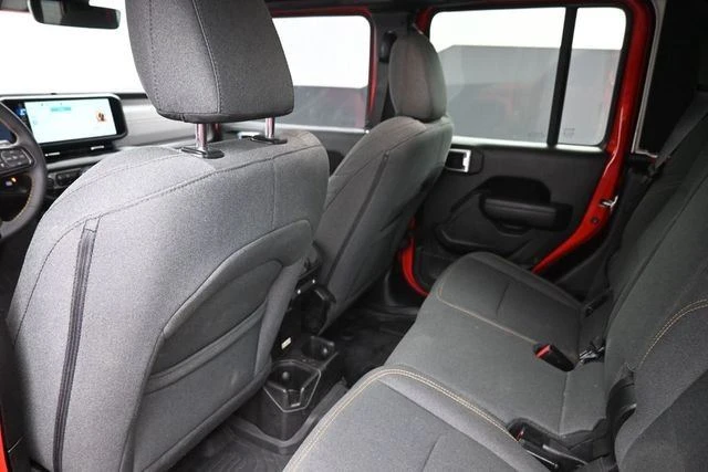 2024 Jeep JT Gladiator - Image 16 of 20
