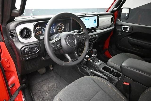 2024 Jeep JT Gladiator - Image 12 of 20